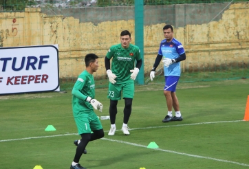 Thủ thành Văn Lâm nổi bật trong ngày hội quân cùng ĐT Việt Nam