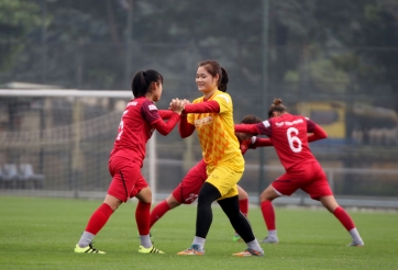 Đội tuyển nữ Quốc gia tập nhẹ trong buổi tập trung đầu tiên