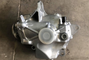 Mercedes-Benz GLC bị lỗi cầu trước, hãng từ chối bảo hành