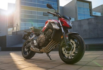 Honda CB650F – Naked Bike điềm đạm với sức mạnh đáng kinh ngạc
