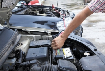 Hướng dẫn cách câu bình ắc quy ô tô