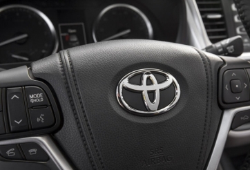 Xe Toyota bị lỗi túi khí, hãng phải triệu hồi gần 12.000 xe