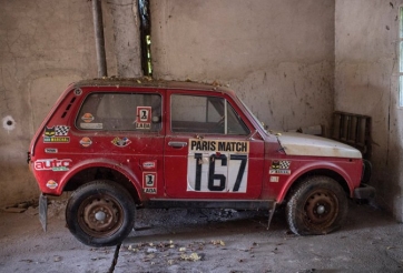 Ô tô cũ Lada Niva của Nga có giá lên tới 2,2 tỷ đồng 