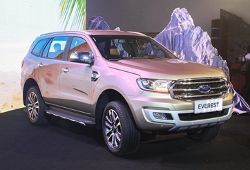 Ford Everest 2018 liệu có thể cạnh tranh với giá bán gần 1,4 tỷ?