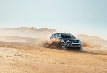 Ra mắt SUV 7 chỗ rẻ nhất Việt Nam: Isuzu mu-X 2018