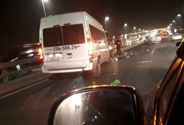 Xe nổ lốp, tài xế lên facebook cảnh báo và bị đâm tử vong