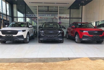 Những chiếc xe 'Tàu' nhái 'bản gốc' giống nhau như hai giọt nước