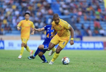 VIDEO: Bàn thắng bị từ chối của DNH Nam Định