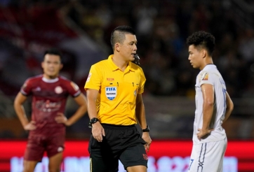 Trọng tài FIFA điều khiển hai trận 'chung kết ngược'