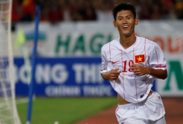 VIDEO: Màn trình diễn đỉnh cao của 'Di Maria Việt Nam'