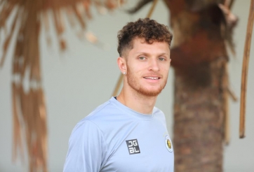 VIDEO: Buổi tập đầu tiên của 'bản hợp đồng bom tấn' với Hà Nội FC