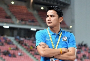 Kiatisak úp mở về  ngoại binh: Không có chỗ cho cầu thủ Thái Lan