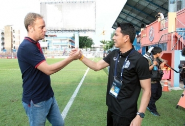 Truyền thông Thái Lan tiết lộ đối thủ đáng gờm của Kiatisak ở V-League