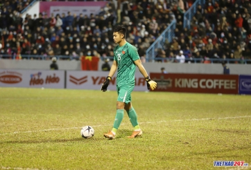 Văn Toản mất vé trở lại ĐTQG vì dám 'chém gió' với HLV Park