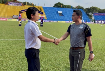 HLV Nam Định: 'Tôi và Kiatisak vẫn giữ mối quan hệ suốt 10 năm qua'