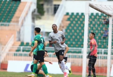 'Vua phá lưới V-League' có màn ra mắt hoàn hảo ở Hà Nội FC