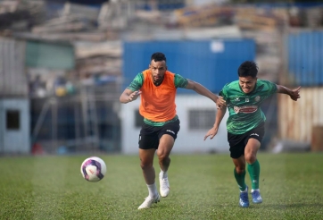 Hà Đức Chinh tỏa sáng, TP. Hồ Chí Minh ôm hận ngày ra quân