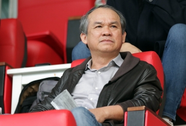 Bầu Đức: 'Kiatisak cần thời gian, đội mà hay ngay thì ai cũng có thể làm HLV'