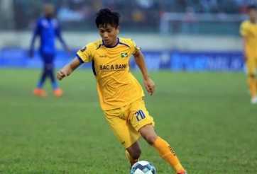 Đỗ Merlo tỏa sáng, Phan Văn Đức và đồng đội vẫn chưa biết mùi chiến thắng