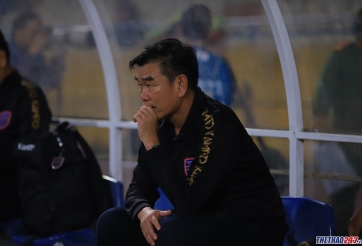 Tiến Linh và đồng đội thất thần sau trận thua đầu tiên