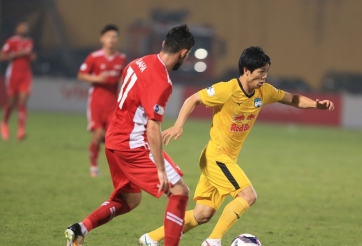 Công Phượng xử lý bóng như Messi khiến Viettel khổ sở