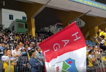 VIDEO: Cổ động viên HAGL liên tục hò hét cổ vũ đội nhà
