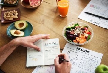 Cách thực hiện chế độ ăn uống lành mạnh cho người bận rộn