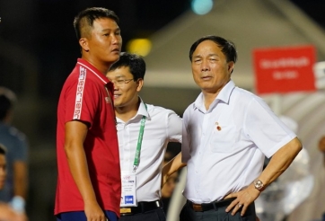 'Ông bầu điều tiếng nhất V.League' bất ngờ được khen thưởng