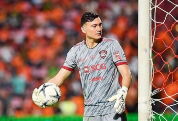 HLV Muangthong: 'Văn Lâm đẳng cấp hơn nhiều thủ môn Thái Lan'