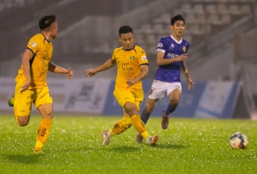 Video: Sao trẻ SLNA ghi bàn tuyệt đẹp vào lưới Nam Định