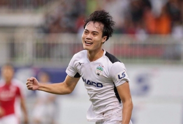 VIDEO: Pha kiến tạo đầy tinh tế của Văn Toàn cho Chevaughn Walsh