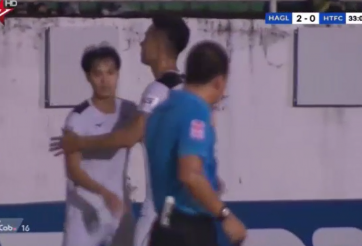 VIDEO: Kỹ thuật tuyệt đỉnh của Văn Toàn trong pha ghi bàn vào lưới HLHT