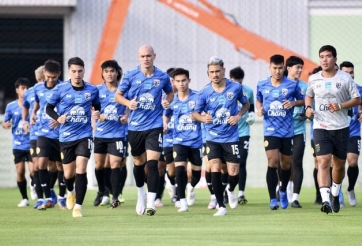 ĐT Thái Lan hòa đáng tiếc trước Thai League All Star