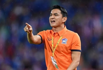 Bầu Đức chiều lòng 'con cưng' Kiatisak?