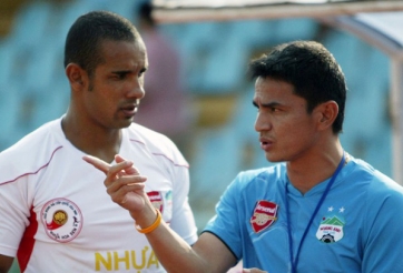 Bóng đá Việt Nam khởi sắc hơn nhờ có 'Sắc'