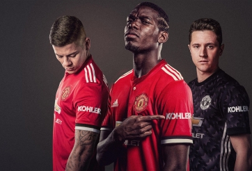 Huyền thoại Manchester United đến thăm Việt Nam và đối tác