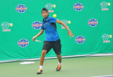 Nguyễn Văn Phương bất ngờ vượt qua hạt giống số 2 ở tứ kết