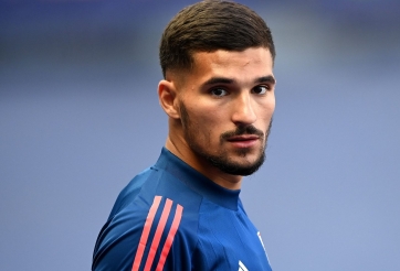 Sếp lớn lên tiếng về thương vụ siêu tiền vệ đến Arsenal