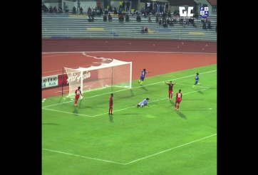 VIDEO: Đội bóng phối hợp như Barca, ghi bàn sau 6 pha chạm bóng