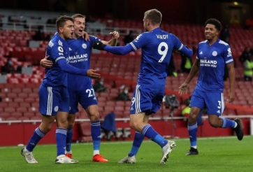 Hung thần lên tiếng, Arsenal thua đau trên sân nhà