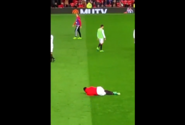 VIDEO: Pogba bị đồng đội 'bắn hạ' với cú sút 'chí mạng'