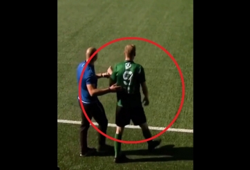 VIDEO: Cầu thủ vào sân solo ghi siêu phẩm trong chưa đầy 10 giây