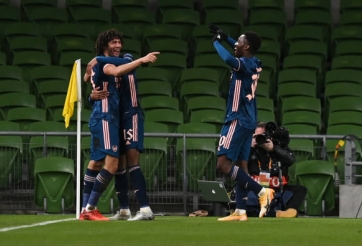 Arsenal giành chiến thắng trong trận cầu 6 bàn