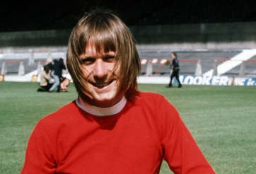 Tin HOT bóng đá 22/12: Cựu sao MU qua đời ở tuổi 74