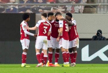 Arsenal giành chiến thắng kịch tính với tỉ số sát nút