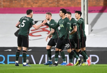 Tottenham giành chiến thắng kịch tính trước đội bóng nhóm cuối bảng