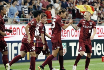 Sao Thái Lan tiết lộ cuộc hội thoại đặc biệt với Andres Iniesta