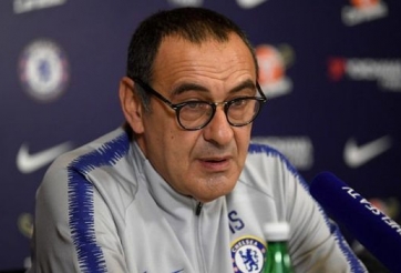 HLV Sarri họp nóng với các cầu thủ sau thất bại của Chelsea