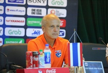 HLV Thái Lan: 'Tôi cảm thấy vinh dự khi nằm cùng bảng với Việt Nam'