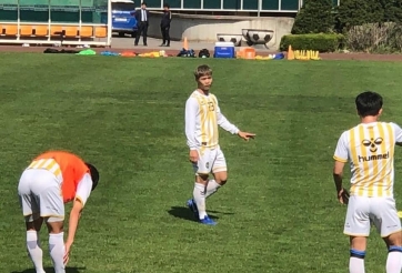 Công Phượng quyết 'đổi vận' với diện mạo vô cùng bắt mắt